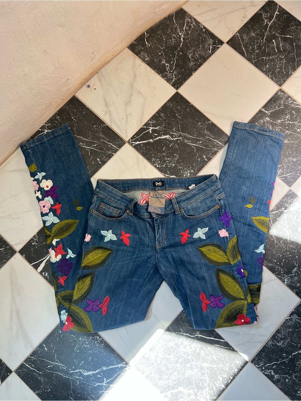 D&G Blue Skinny Jeans with Multicolor Floral Embroidery πΈπͺ‘